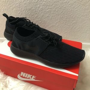 ❌Taking Offer❌Nike Juvenate black
